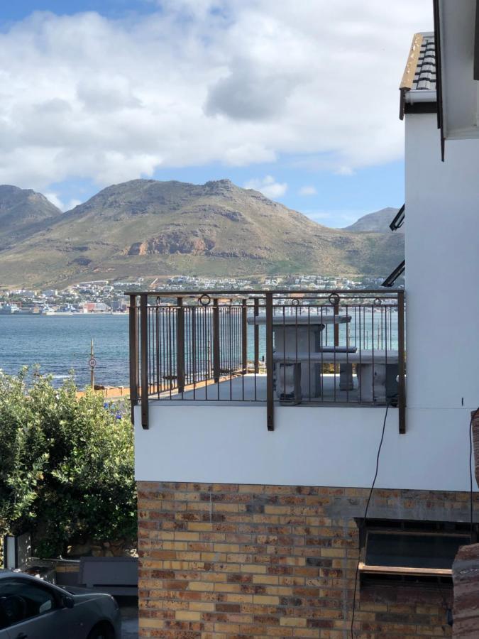 Ollava Guesthouse Simon's Town Bagian luar foto