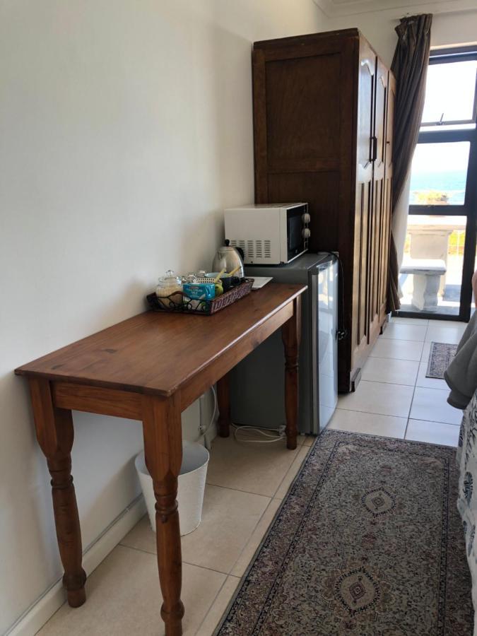 Ollava Guesthouse Simon's Town Bagian luar foto