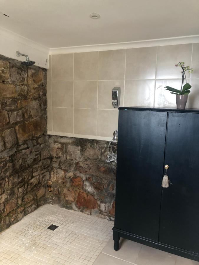 Ollava Guesthouse Simon's Town Bagian luar foto