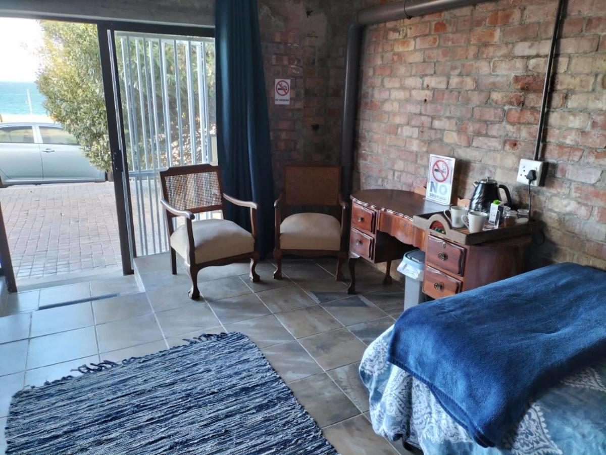 Ollava Guesthouse Simon's Town Bagian luar foto