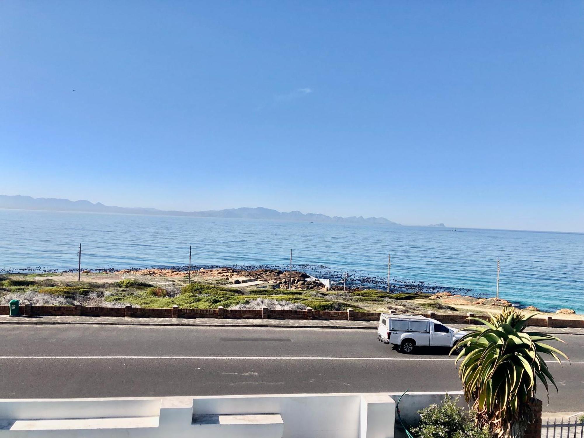Ollava Guesthouse Simon's Town Bagian luar foto