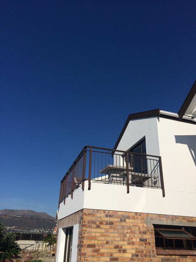 Ollava Guesthouse Simon's Town Bagian luar foto